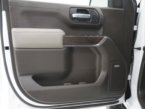 Used 2021 GMC Sierra 1500 SLT w/ SLT Premium Plus Package image 14