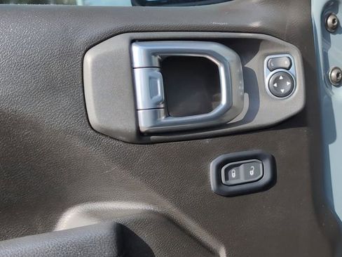 Used 2024 Jeep Wrangler Rubicon w/ Safety Group image 15