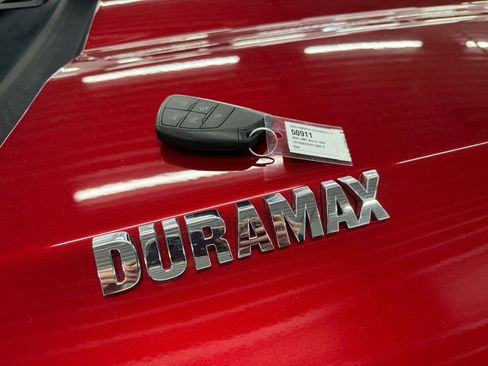 Used 2023 GMC Sierra 1500 AT4 w/ Technology Package AWD/4WD image 36