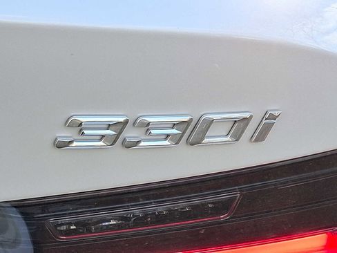 Used 2025 BMW 330i xDrive Sedan w/ M Sport Package image 30