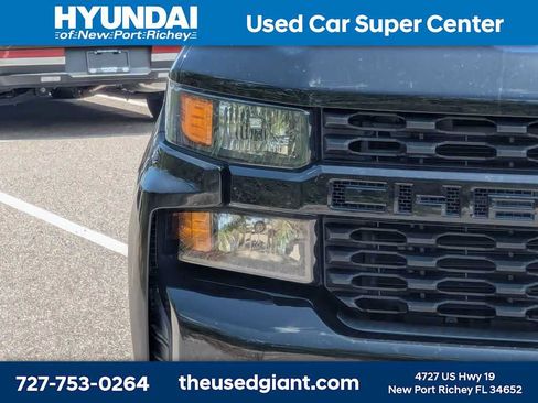 Used 2022 Chevrolet Silverado 1500 Custom Trail Boss AWD/4WD image 9