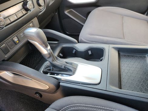 Used 2022 Nissan Frontier SV w/ Technology Package image 20