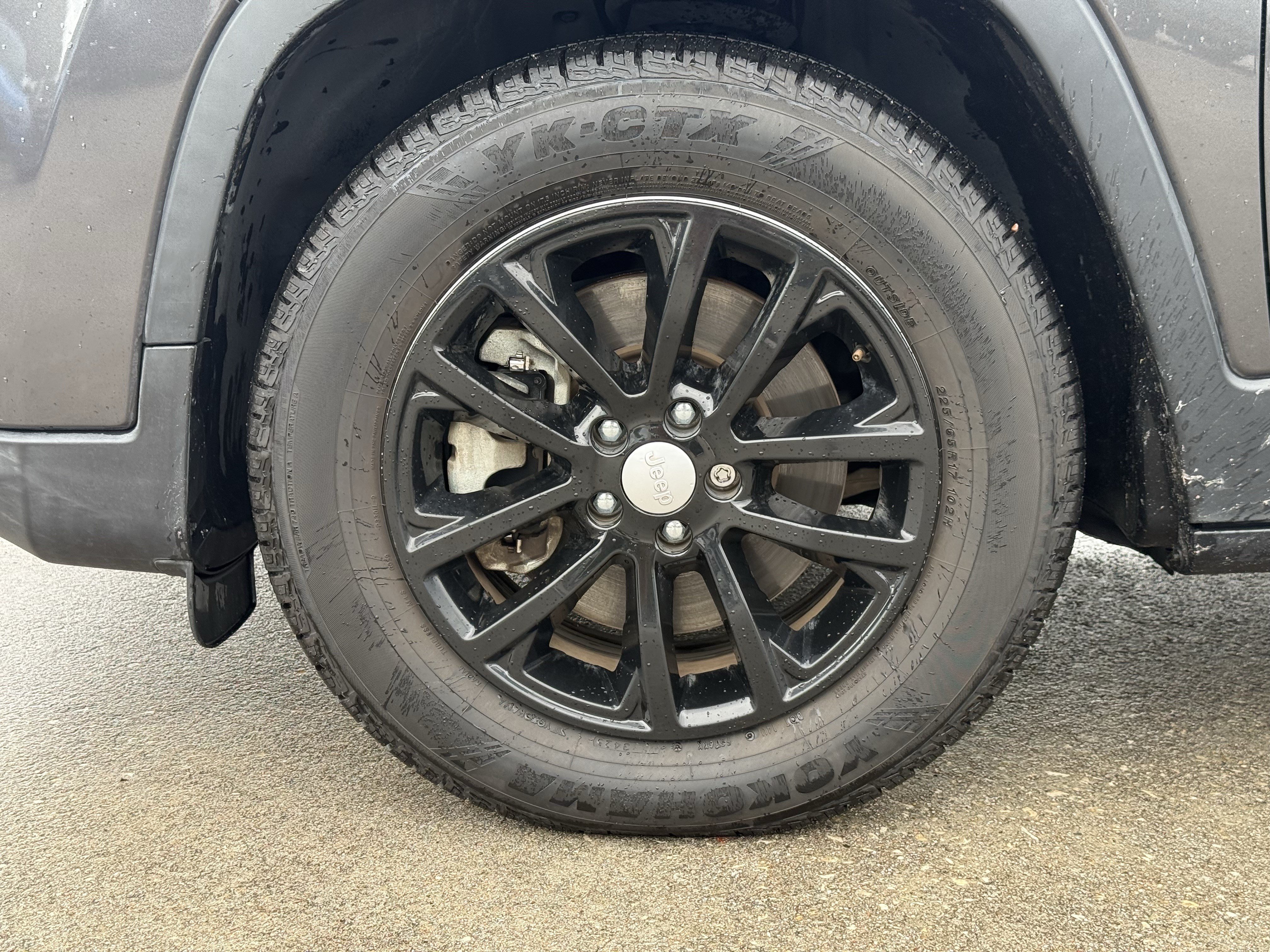 Used 2022 Jeep Cherokee Latitude Lux FWD image 12