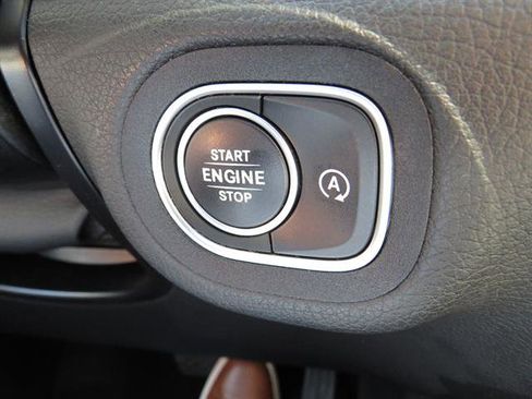 Used 2022 Mercedes-Benz GLS 450 4MATIC image 20