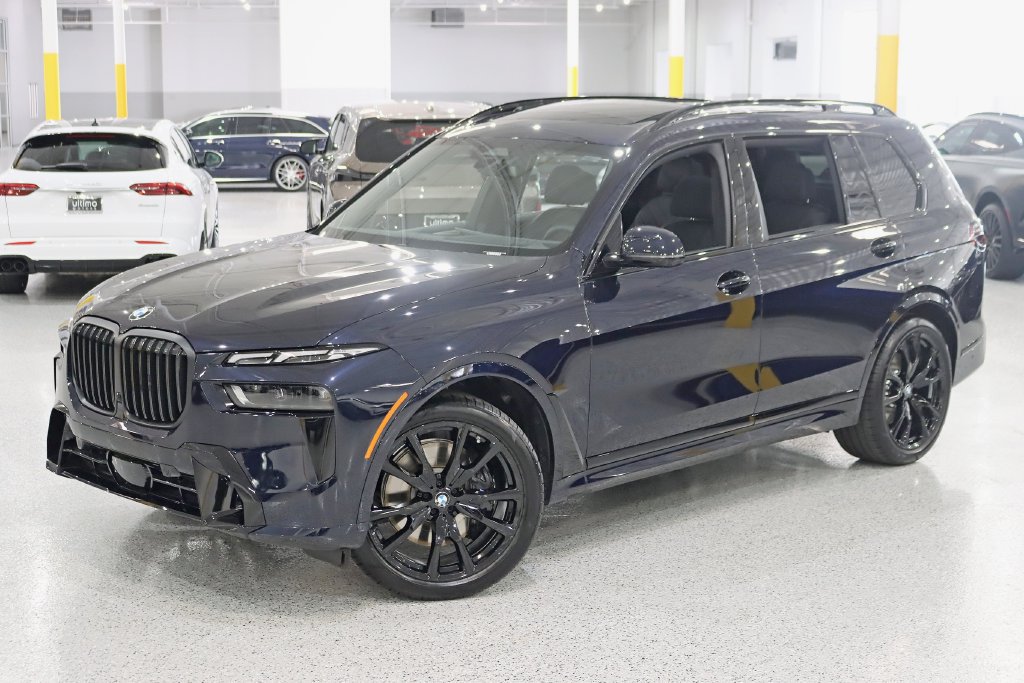 Used 2026 BMW X7 xDrive40i w/ M Sport Package AWD/4WD image 7