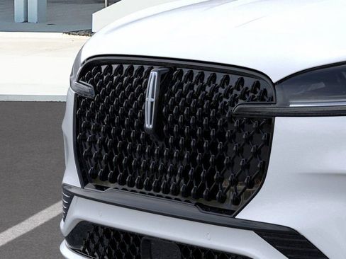 New 2026 Lincoln Aviator Reserve w/ Jet Appearance Package image 17