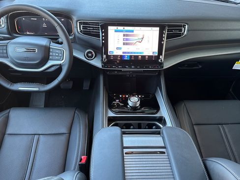 New 2026 Jeep Grand Wagoneer L Limited AWD/4WD image 12
