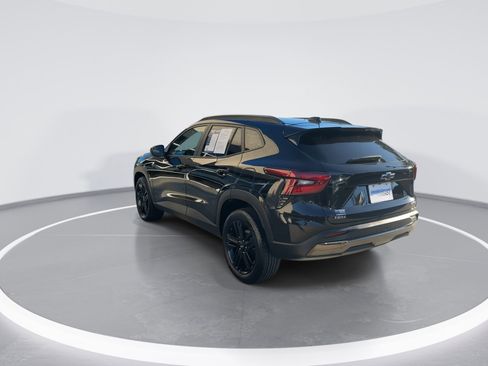 Certified 2025 Chevrolet Trax ACTIV w/ Sunroof Package image 7