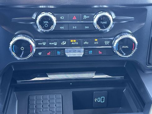 New 2025 Ford F250 Lariat w/ Lariat Ultimate Package image 25