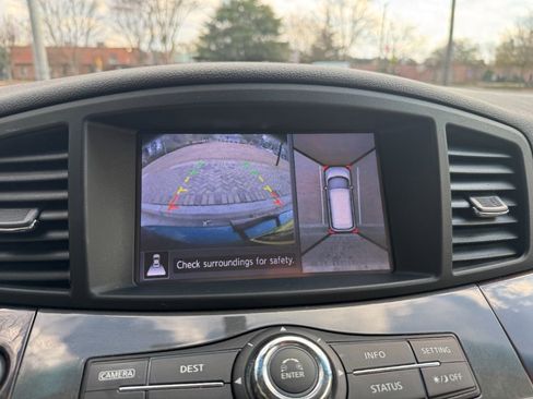 Used 2013 Nissan Quest LE image 22