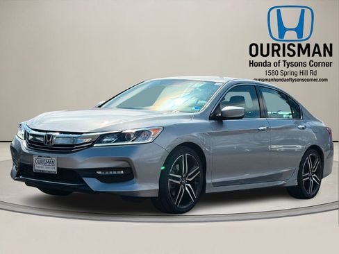 Used 2017 Honda Accord Sport Special Edition image 2