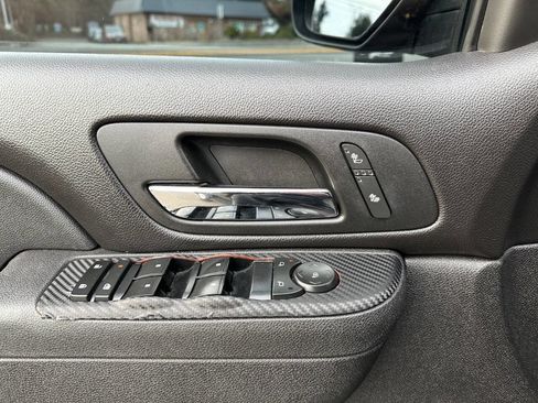 Used 2014 GMC Yukon SLT image 33