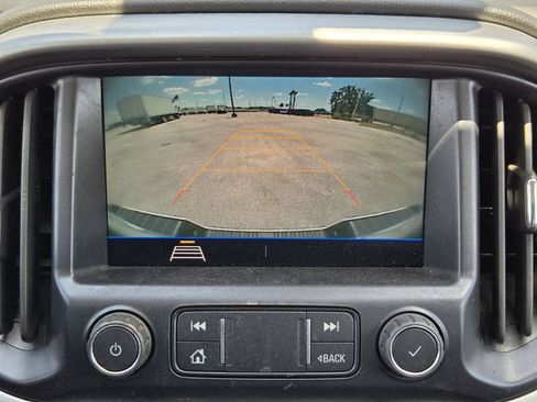 Used 2022 Chevrolet Colorado LT w/ Fleet Safety Package RWD image 19