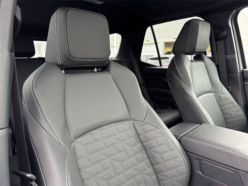 Used 2025 Toyota 4Runner TRD Off-Road Premium image 24