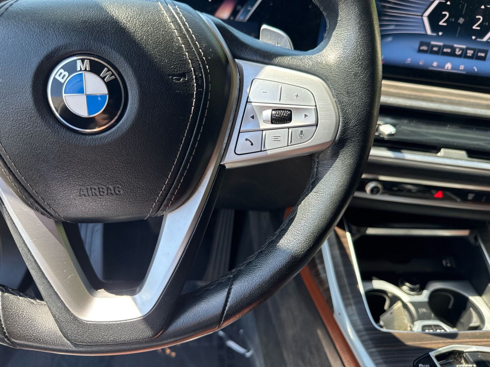 Used 2025 BMW X7 xDrive40i w/ Executive Package AWD/4WD image 41