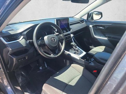 Used 2024 Toyota RAV4 XLE AWD/4WD image 9