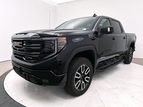 Used 2024 GMC Sierra 1500 AT4 w/ Technology Package image 14