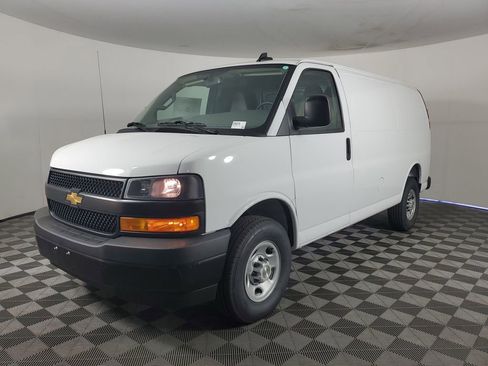 New 2025 Chevrolet Express 2500 w/ Driver Convenience Package image 8