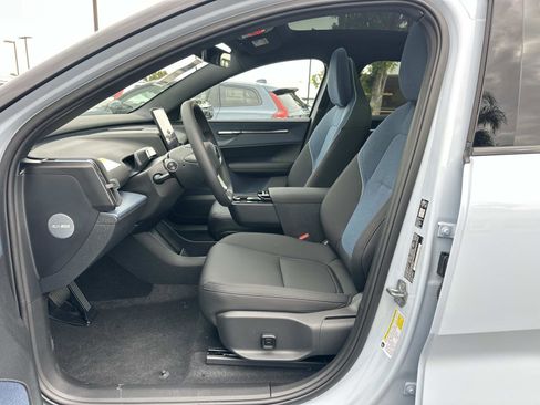 New 2026 Volvo EX30 Plus image 13