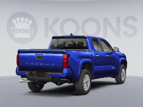 Used 2024 Toyota Tacoma SR5 AWD/4WD image 2
