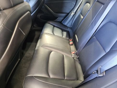 Used 2020 Tesla Model 3 Standard Range Plus RWD image 12
