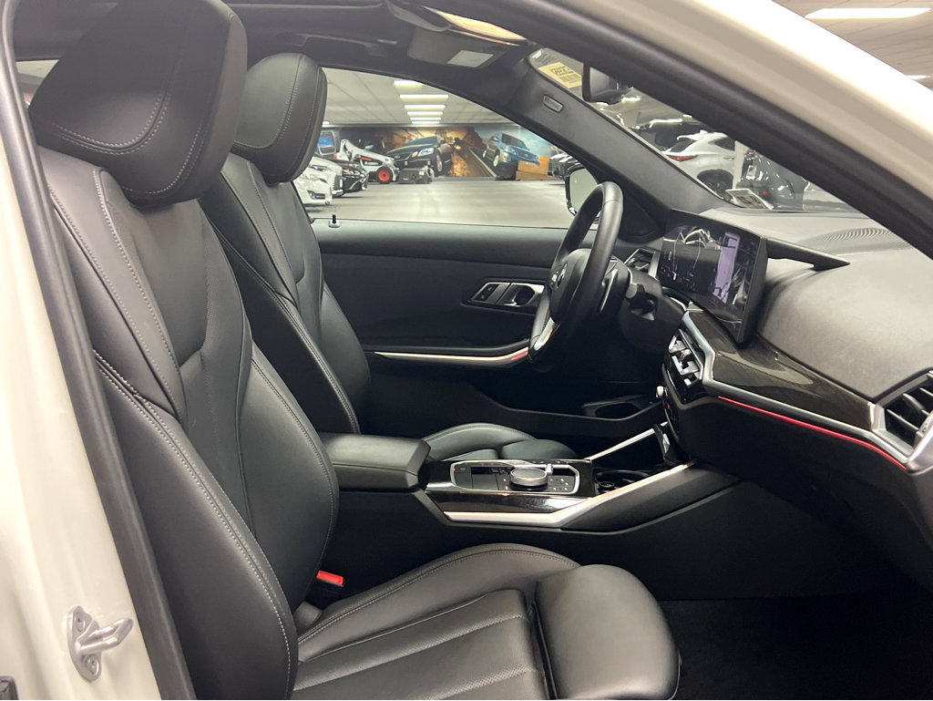 Used 2023 BMW 330i xDrive Sedan w/ Premium Package AWD/4WD image 28