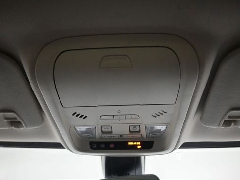 Used 2019 Cadillac XT5 Premium Luxury image 26