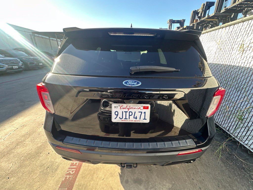 Used 2023 Ford Explorer ST-Line w/ Class IV Trailer Tow Package RWD image 8