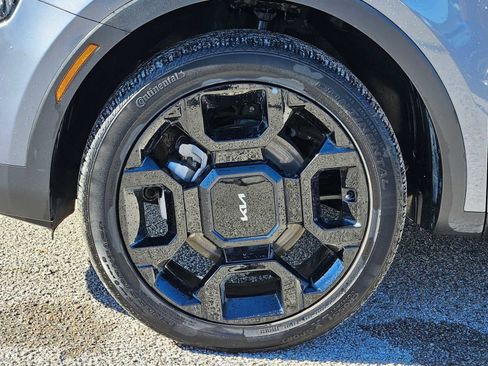 Certified 2024 Kia Sorento X-Line EX image 12