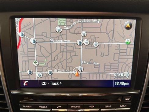 Used 2016 Porsche Panamera 4 AWD/4WD image 28