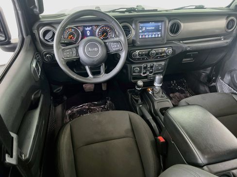 Used 2023 Jeep Gladiator Sport AWD/4WD image 21
