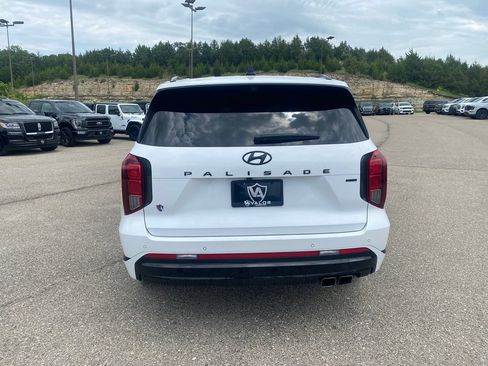 Used 2024 Hyundai Palisade Calligraphy AWD/4WD image 5