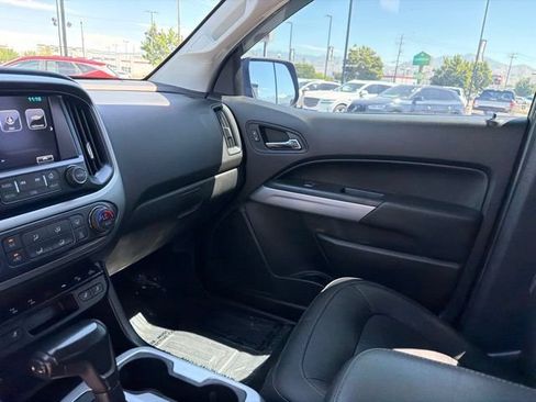 Used 2018 Chevrolet Colorado ZR2 w/ ZR2 Dusk Special Edition AWD/4WD image 21