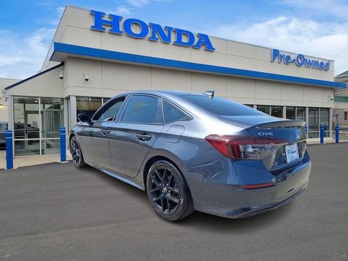 Used 2025 Honda Civic Sport image 6