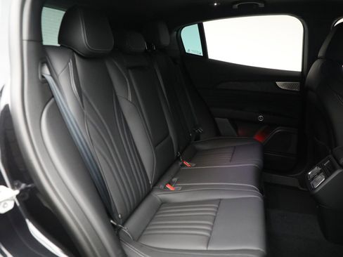 New 2025 Maserati Grecale GT image 19