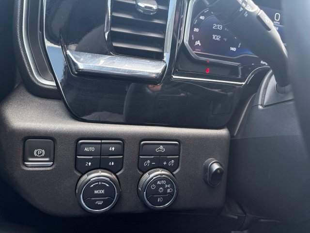 Used 2023 Chevrolet Silverado 1500 RST AWD/4WD image 22