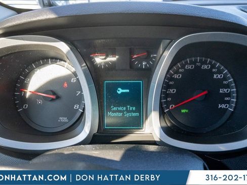 Used 2017 Chevrolet Equinox LT w/ Convenience Package image 6