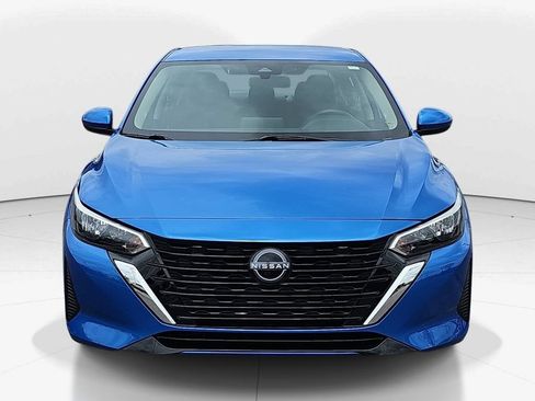 Used 2025 Nissan Sentra SV FWD image 12