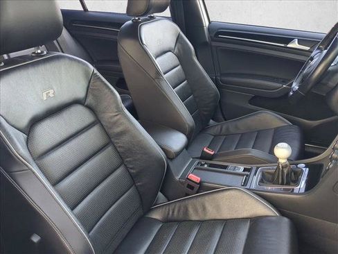 Used 2018 Volkswagen Golf R 4-Door AWD/4WD image 20