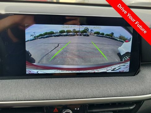 Used 2026 Nissan Kicks SV w/ SV Premium Package FWD image 12