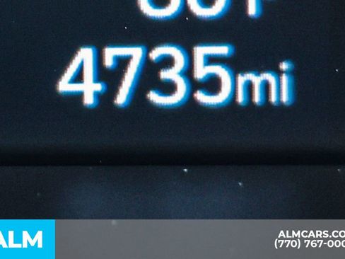 Used 2025 Hyundai Elantra Sport image 56