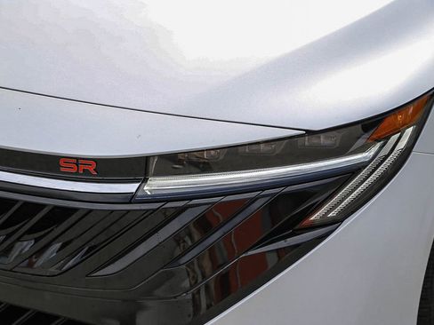 New 2026 Nissan Sentra SR w/ Floor Mat Package FWD image 8