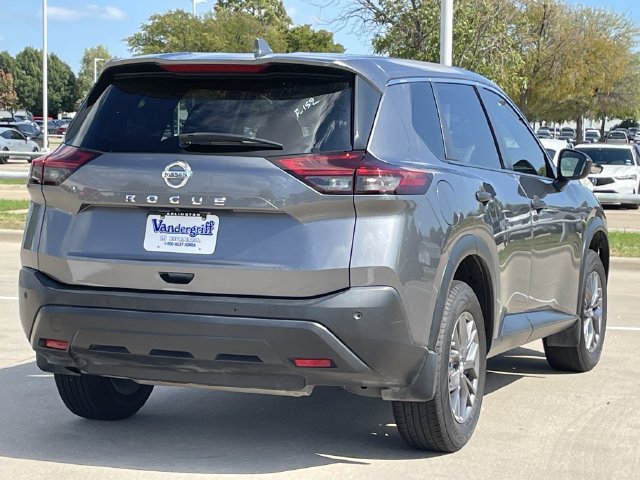 Used 2021 Nissan Rogue S FWD image 4