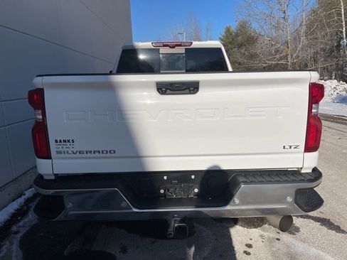 Used 2024 Chevrolet Silverado 2500 LTZ w/ LTZ Premium Package image 8