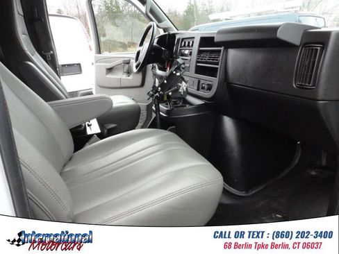 Used 2020 Chevrolet Express 2500 w/ Enhanced Convenience Package RWD image 14