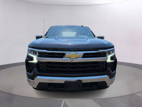 Used 2023 Chevrolet Silverado 1500 LT AWD/4WD image 11