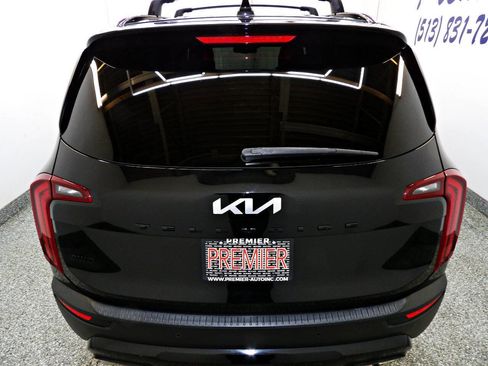 Used 2022 Kia Telluride EX w/ EX Premium Package AWD/4WD image 5