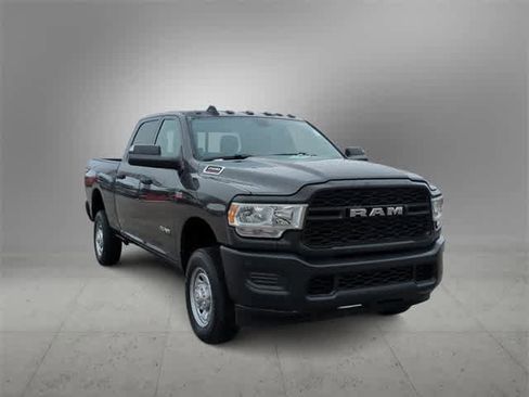 Used 2022 RAM 2500 Tradesman image 9