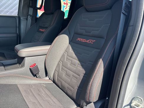 Used 2023 Nissan Frontier PRO-4X w/ Technology Package image 28