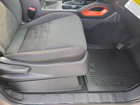 Used 2022 Nissan Frontier PRO-4X image 48